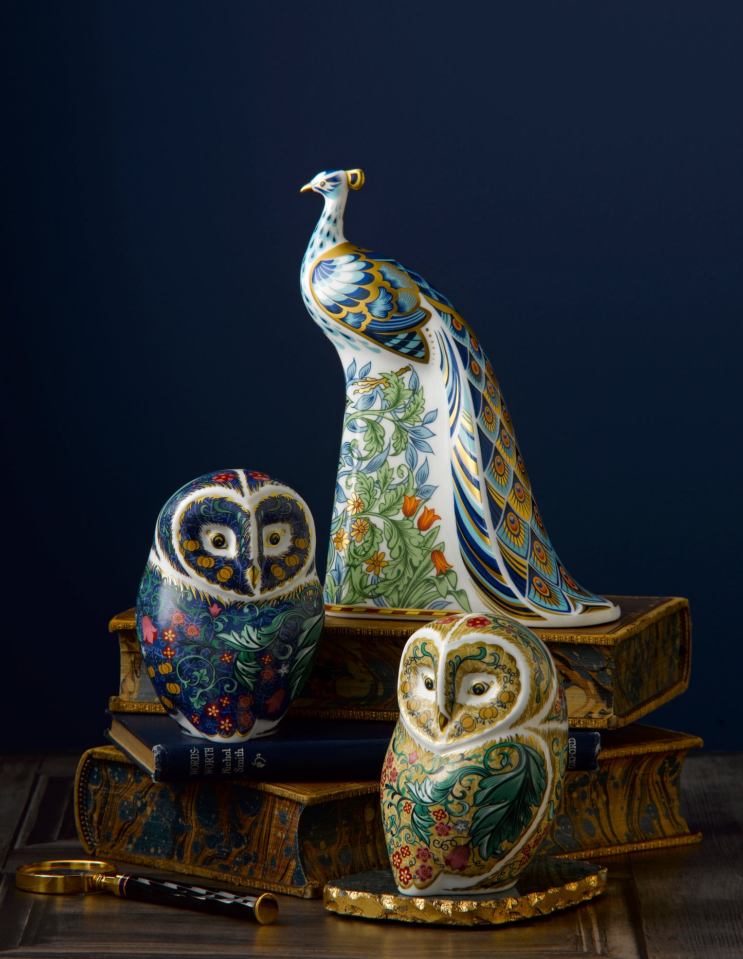 Royal Crown Derby Manor Peacock William Morris Bird Paperweight